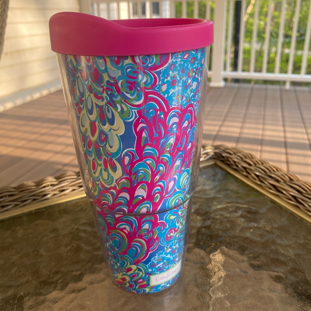 Lilly Pulitzer Insulated Tumbler with Pink Lid